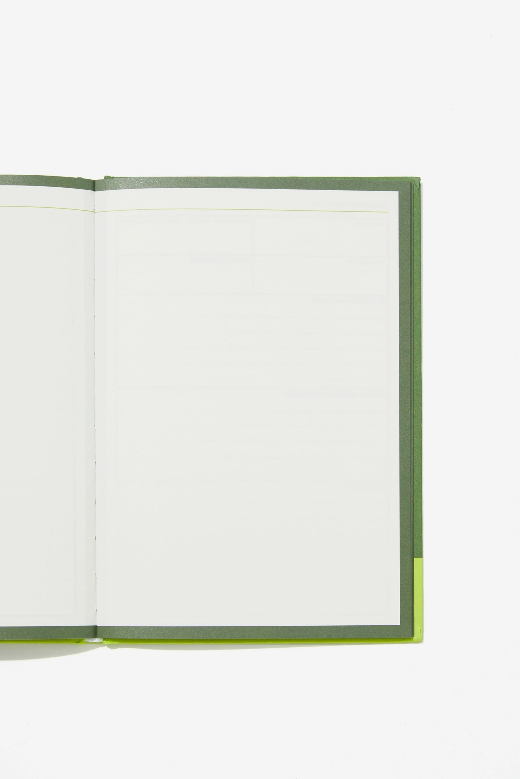 Typo A5 Fashion Activity Journal (8.27" X 5.83") 6 Typo A5 Fashion Activity Journal (8.27" X 5.83") - Image 4