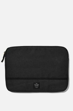 Typo Take Me Away 13 Inch Laptop Case 6 Typo Take Me Away 13 Inch Laptop Case -Typo Store 145820 04 1