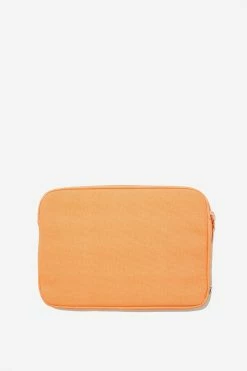 Typo Take Me Away 13 Inch Laptop Case 7 Typo Take Me Away 13 Inch Laptop Case -Typo Store 145820 84 3