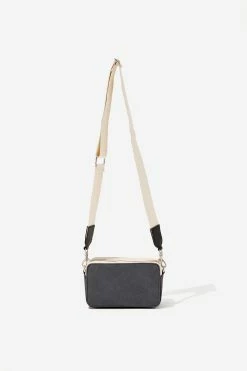 Typo Gigi Cross Body Bag