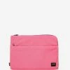 Typo Urban 13 Inch Laptop Case 2 Typo Urban 13 Inch Laptop Case -Typo Store 1684988 04 2