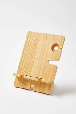 Typo Collapsible Tech Hub -Typo Store 1684999 02 3