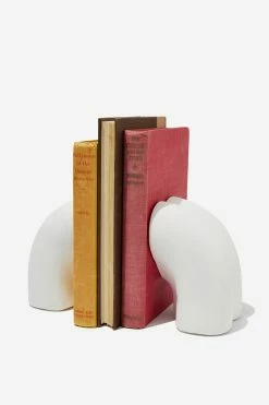 Typo Blocked In Book Holder -Typo Store 1685067 02 3