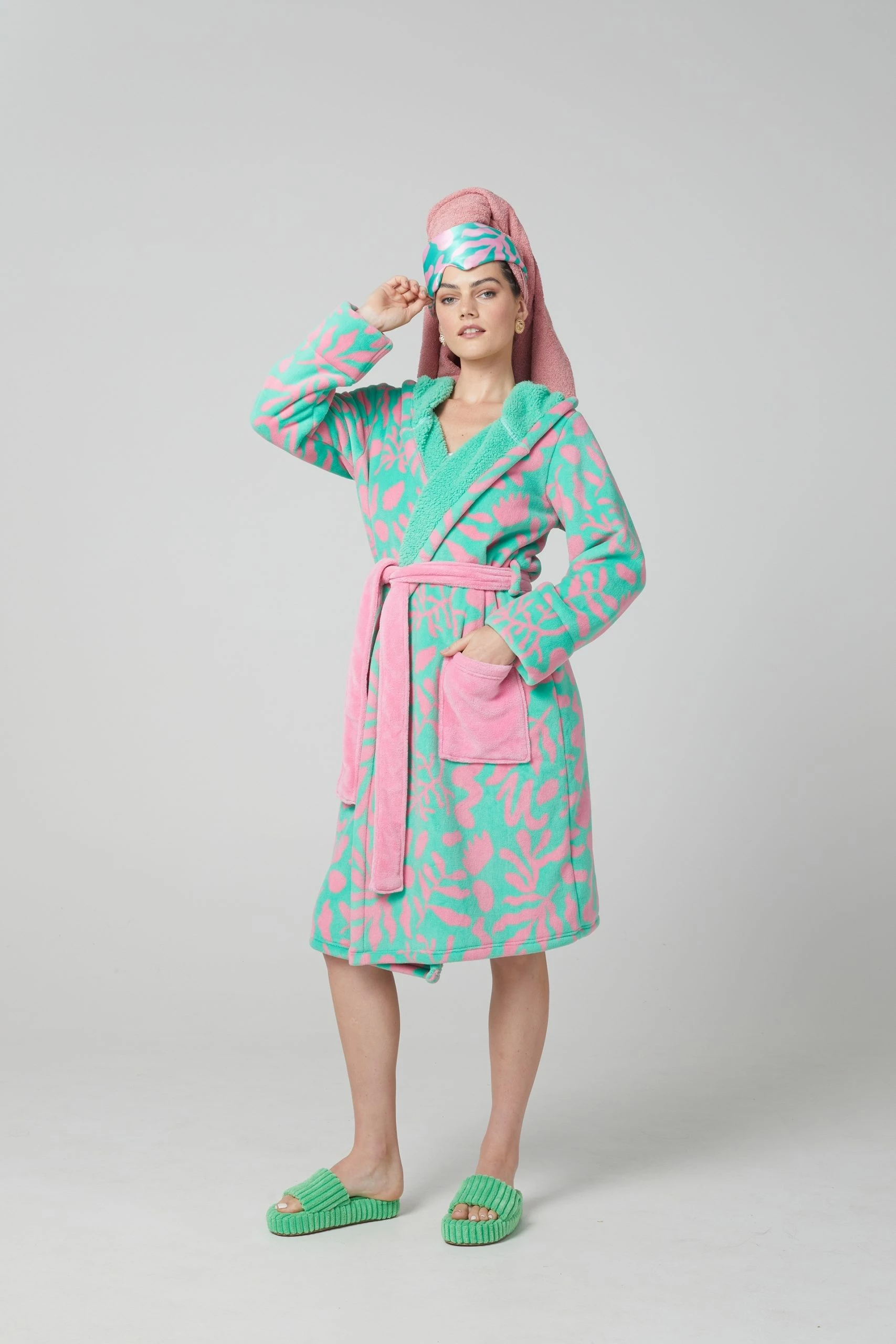 Typo Hooded Robe 3 Typo Hooded Robe