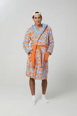 Typo Hooded Robe